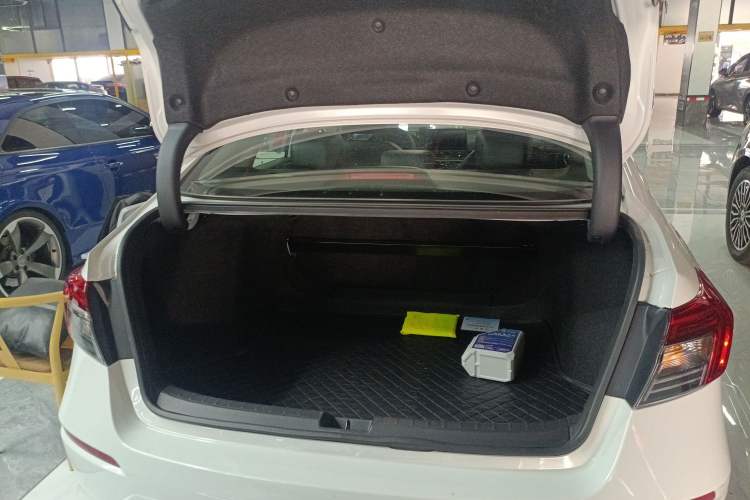 Used Honda Civic 2023 240TURBO CVT Dynamic · Center Stage Special Edition Trunk