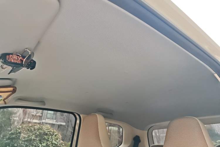 Used Wuling Hongguang MINIEV 2024 3rd Generation 215km Advanced Version
