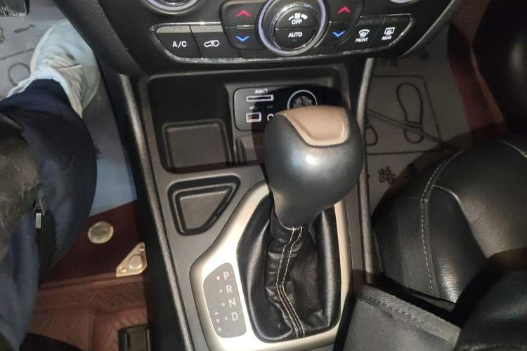 Used Jeep Cherokee 2017 2.4L Leading Smart Edition