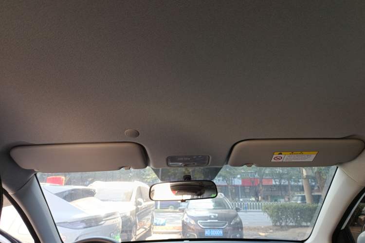 Used Kia kx1 Stonic 2021 1.4L CVT Fun Edition