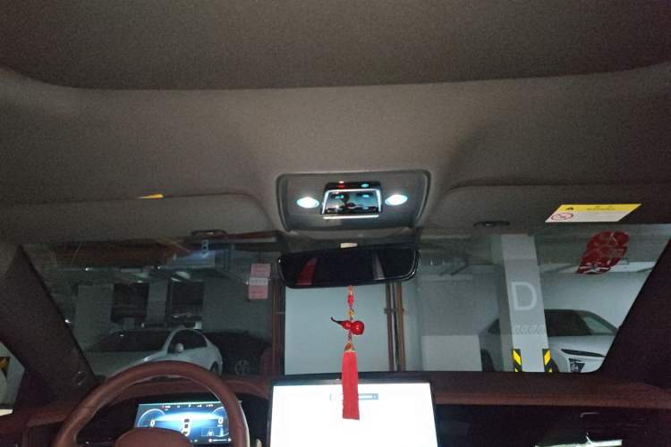 Used BYD Seal 2023 DM-i 1.5T 121km Prestige Model Headliner