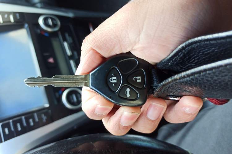 Used Toyota Camry 2013 2.0G Comfort Edition Vehicle Key