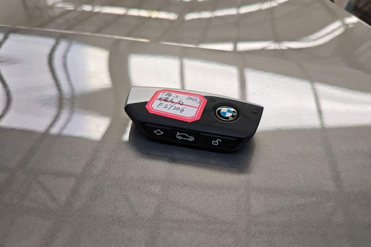 Used BMW i5 2024 eDrive 35L M Sport Package Interior 1