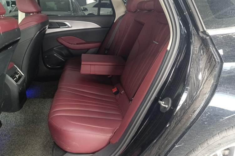 Used Hongqi H5 2024 1.5T DCT Smart Connect Flagship Edition
