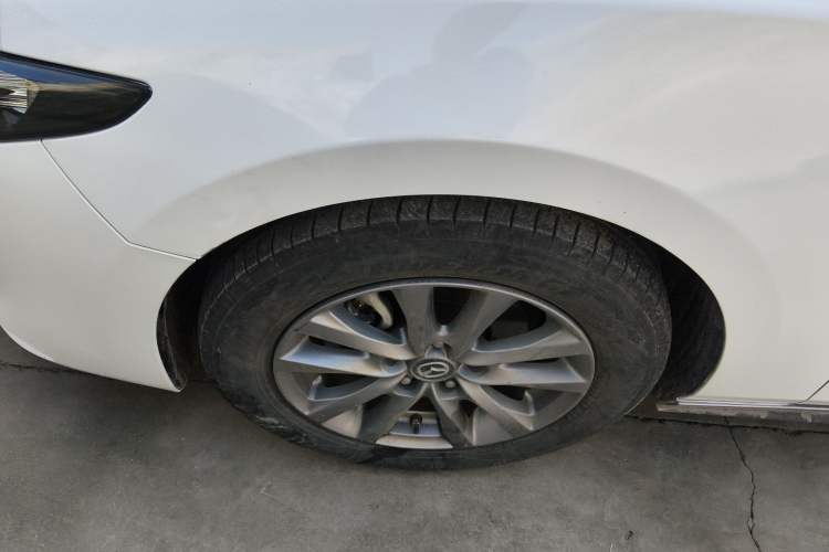 Used Mazda 3 Axela 2023 2.0L Automatic Zhiqing Edition Left Front Wheel Hub