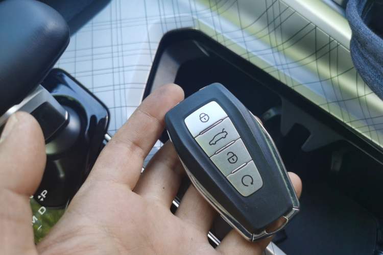 Used Geely Auto Preface 2023 2.0TD Luxury Version Vehicle Key