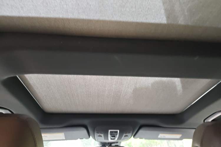 Used Mercedes-Benz M-Class  Headliner