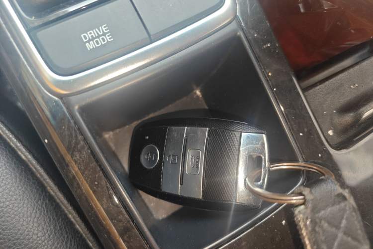 Used Kia K5 2016 1.6T Automatic LUX