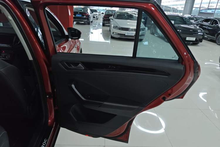 Used Volkswagen T-ROC 2019 280TSI DSG Two-Wheel Drive Comfort Version China VI Standard