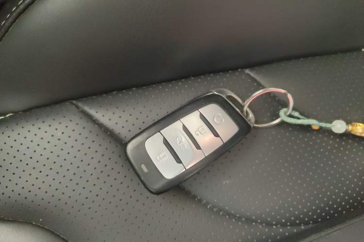 Used CHANGAN CS85 COUPE 2021 1.5T DCT Elite Edition
