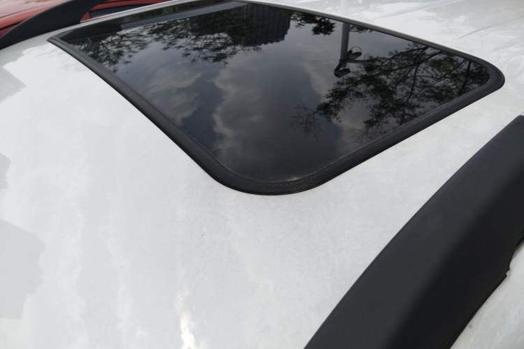 Used CHANGAN CS35 2015 1.6L Manual Luxury Model China IV Standard Roof