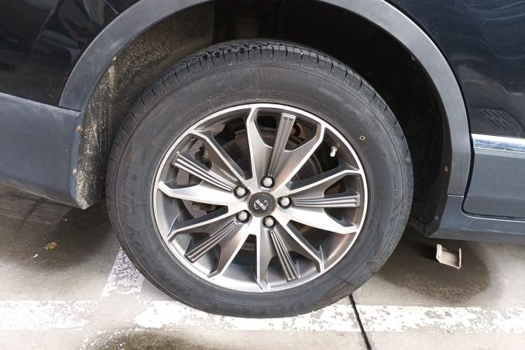 Used SWM G05 2021 PRO 1.5T Automatic Luxury Model 7 Seats