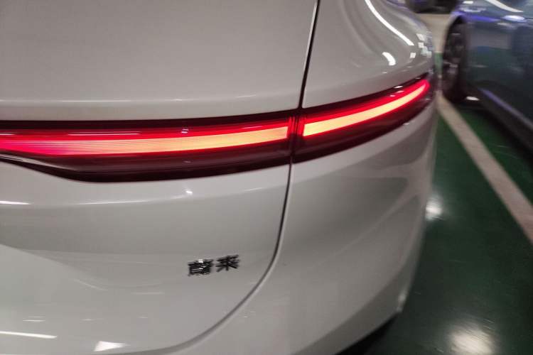 Used Nio ET9 2025 100 kWh