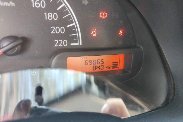 Used Nissan Sunny 2011 1.5XE Manual Comfort Edition
