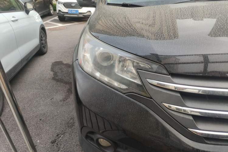 Used Honda CR-V 2012 2.0L two-wheel drive urban version
