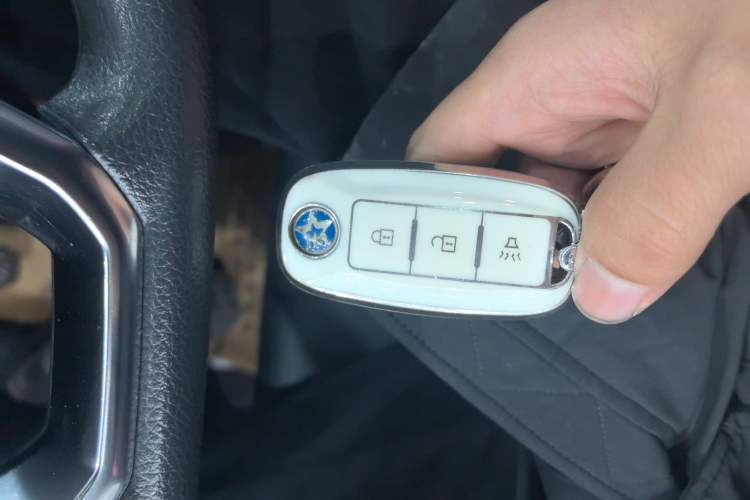 Used Venucia T60 2020 1.6L Manual Smart Vision Version China VI Standard