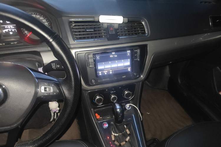 Used Volkswagen Lavida 2017 1.6L Automatic Comfort Edition