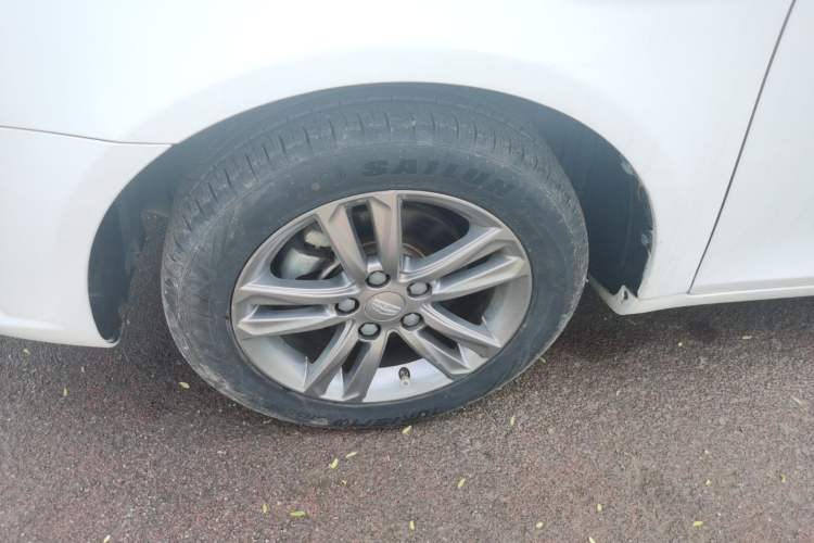 Used Geely Auto Emgrand 2017 Sedan Million Edition 1.5L Manual - Upward Version Left Front Wheel Hub