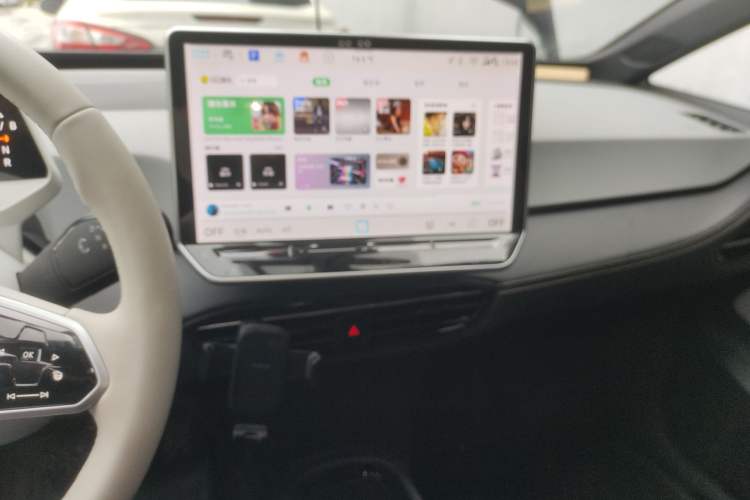 Used Volkswagen ID.3 2025 Smart Model Outstanding Oxygen Edition