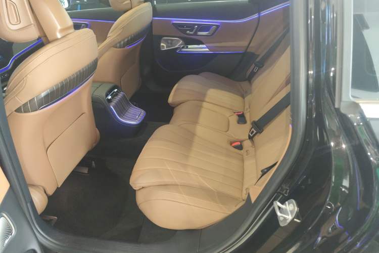 Used Mercedes-Benz E-Class 2024 E 300 L Luxury Model