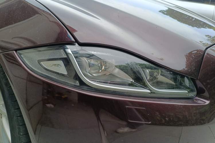 Used Jaguar XJ 2016 XJL 2.0T Two-Wheel-Drive Elegant Business Edition
