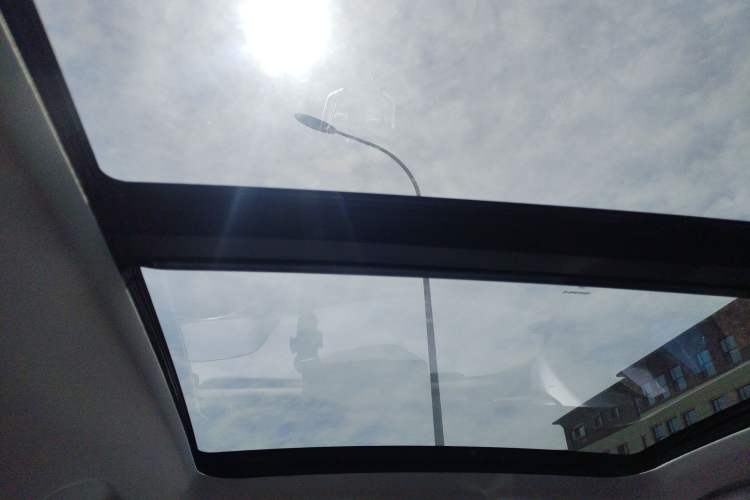 Used Haval H6 2017 Red Label 2.0T Automatic Two-Wheel Drive ZhiShang Model