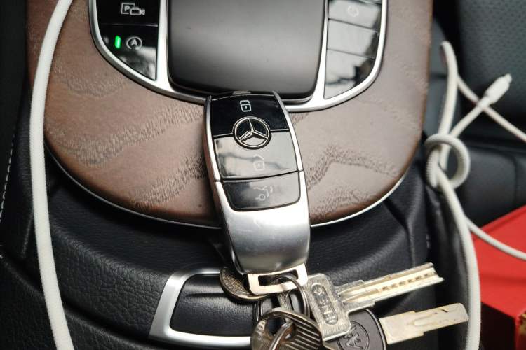 Used Mercedes-Benz E-Class 2023 E 260 L