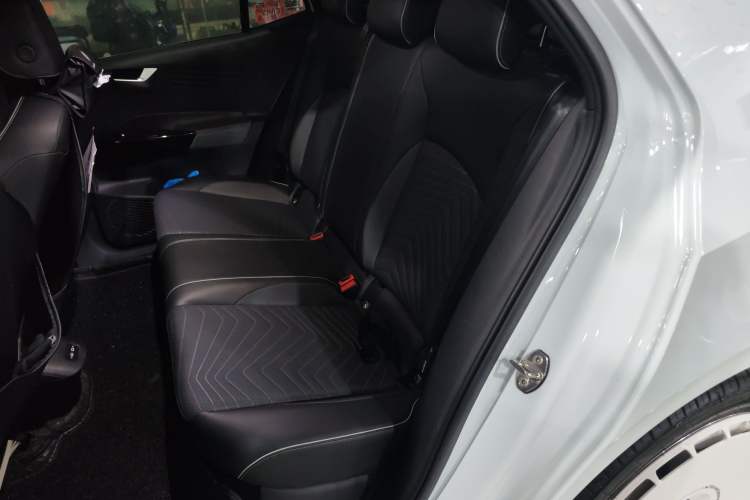 Used Volkswagen ID.3 2023 Upgraded Model Pure Intelligent Enjoyment Version Left Rear Seat