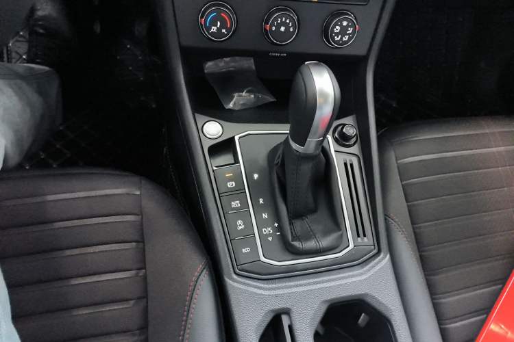 Used Volkswagen Lavida 2023 300TSI DSG Starry Full-Comfort Edition