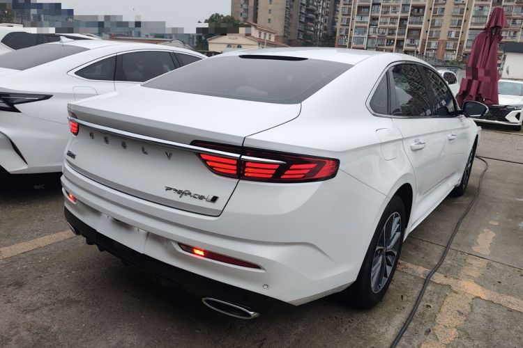 Used Geely Auto Preface 2023 1.5TD Fuyao Version
