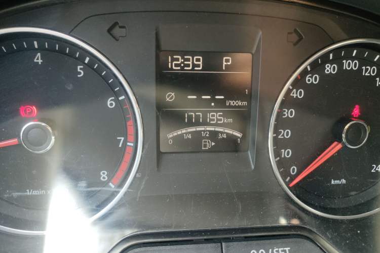 Used Volkswagen Polo 2014 1.4L Automatic Comfort Edition