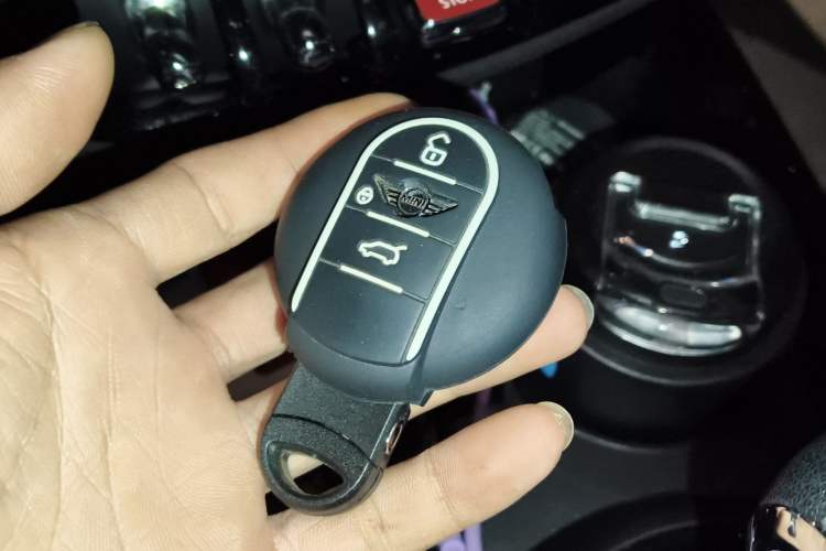 Used MINI Clubman 2022 Facelift 1.5T COOPER Connoisseur