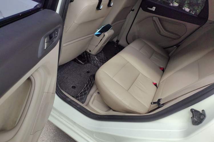 Used Ford Focus 2013 Hatchback Classic 1.8L Automatic Fashion Edition Left Rear Seat