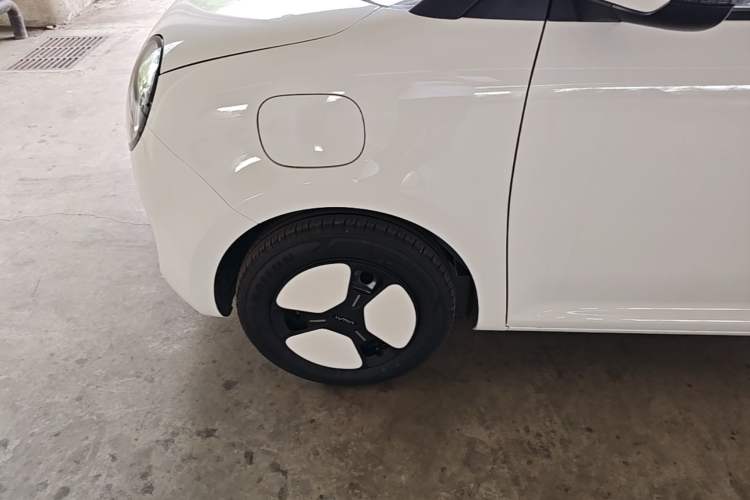 Used CHANGAN NEVO Lumin 2025 205 km Xiangqin Version
