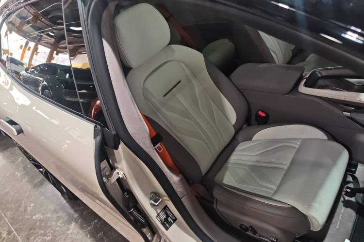 Used Zeekr 007GT 2025 Rear-Drive Intelligent Driving Version 75 kWh