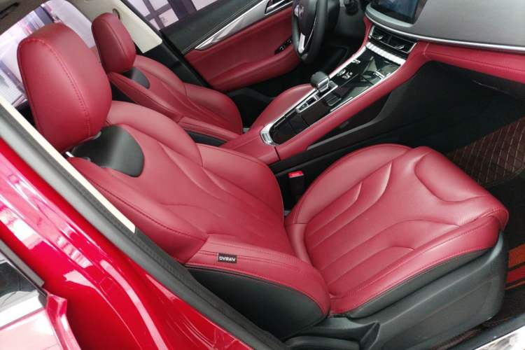 Used CHANGAN CS85 COUPE 2021 1.5T DCT Elite Edition Right Front Seat