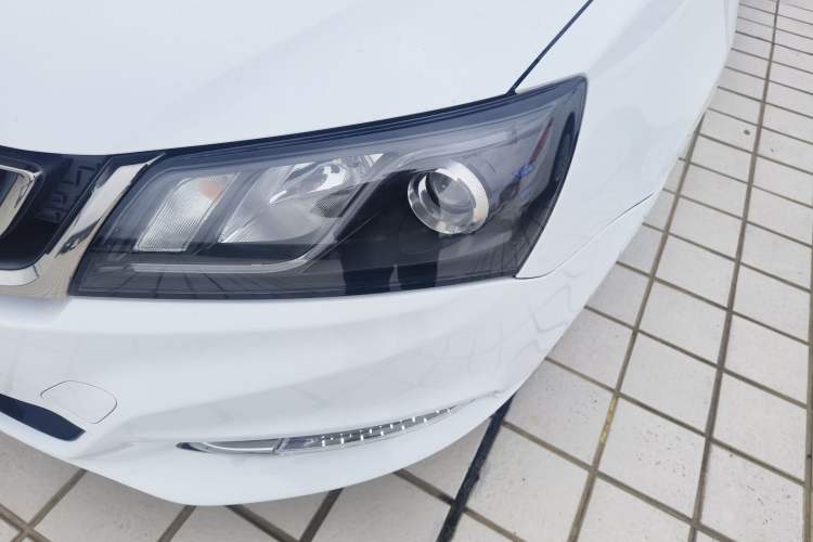 Used Geely Auto Emgrand 2017 Sedan Million Edition 1.5L CVT Upward Version
