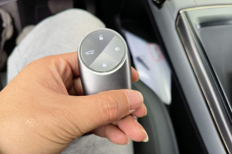 Used Nio ES8 2020 580 km Signature Edition 7-Seater Version
