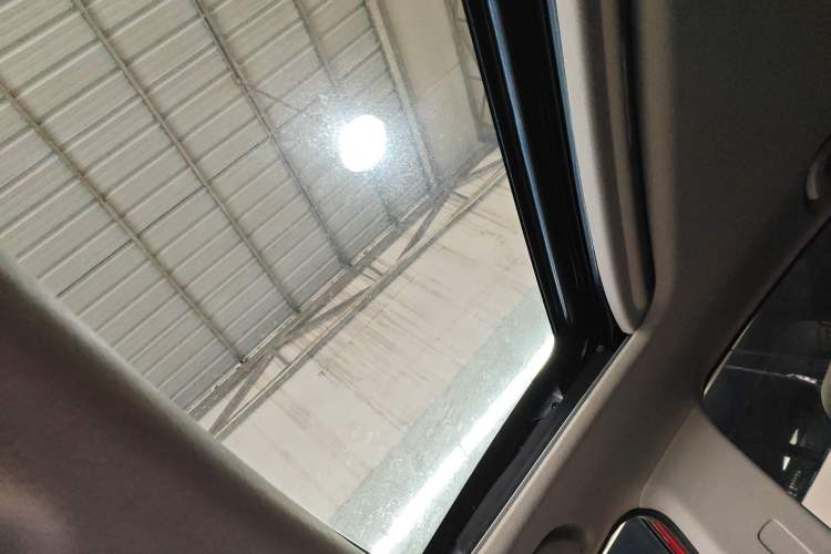 Used Honda Envix 2022 180TURBO CVT Comfort Version Headliner