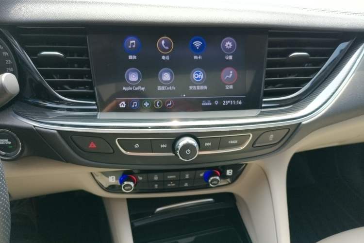 Used Buick Regal 2021 552T Elite Edition Audio And AC Panel