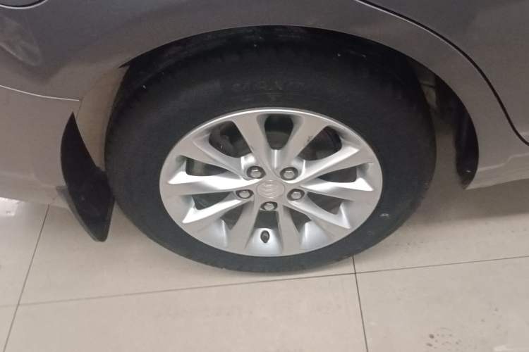 Used Buick GT 2018 15T Manual Entry-Level Version China V Standard Right Rear Wheel Hub