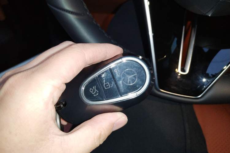 Used Mercedes-Benz S-Class 2025 S 400 L Business Model Vehicle Key