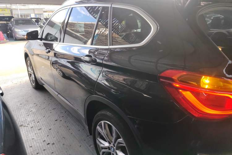 Used BMW X1 2019 sDrive20Li Leading Model