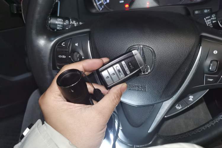 Used Acura TLX-L 2018 2.4L Deluxe Edition