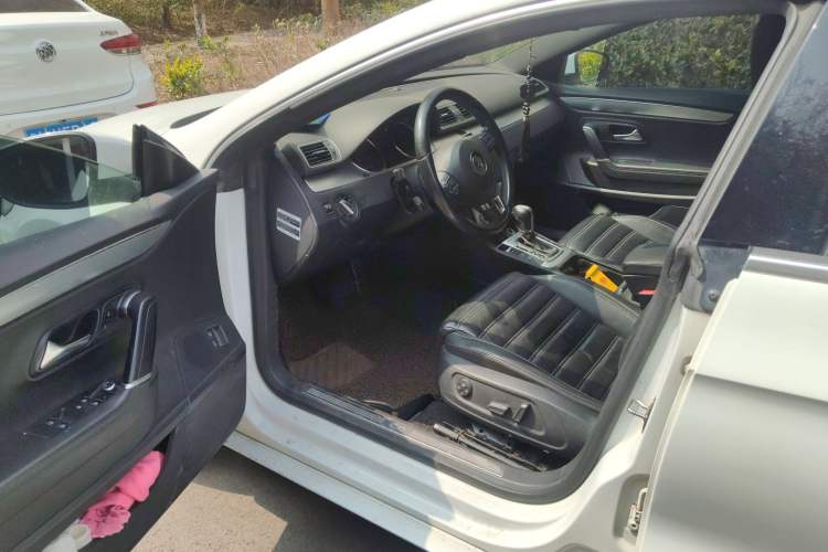 Used Volkswagen FAW-Volkswagen CC 2013 1.8TSI Prestige Model Driver Seat