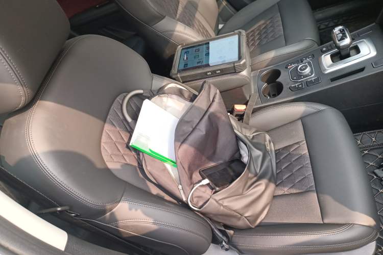 Used Haval H6 Coupe 2020 Smart Connect Version 1.5T Automatic Two-Wheel Drive Elite Model Right Front Seat