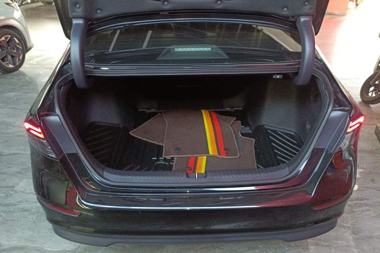 Used Honda Accord 2023 260TURBO Smart Enjoyment Version Trunk