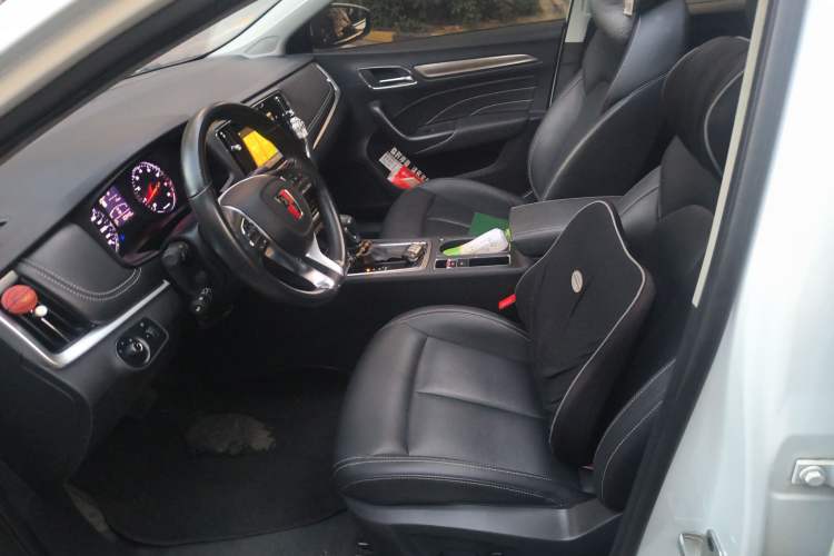 Used Roewe i6 2018 20T Automatic Flagship Edition
