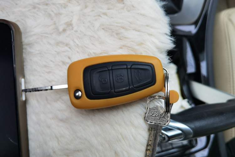 Used Ford S-MAX 2008 2.3L 7-Seater Luxury Version
