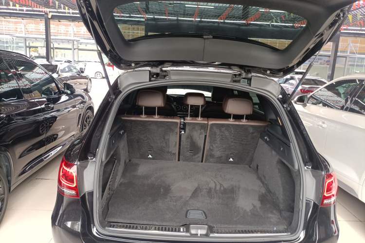 Used Mercedes-Benz GLC 2020 GLC 300 L 4MATIC Dynamic Edition